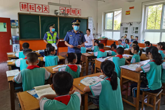 /uploads/image/2022/07/13/656adfb23d6d49638acf99ed469487e1.png 2b3.png